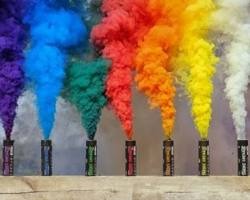 彩色烟雾弹 Colored Smoke Bomb